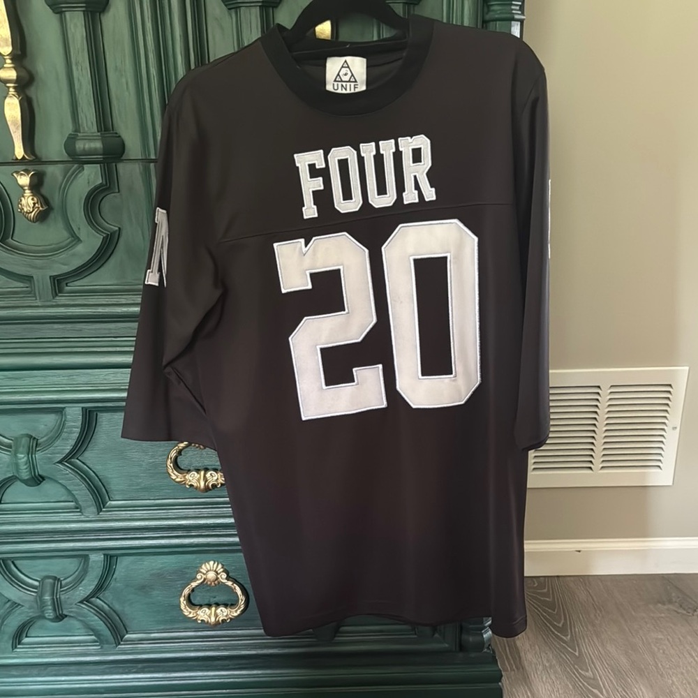 UNIF Black Jersey Shirt with Bold Number Design
